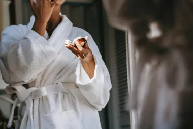 Dermatologinja otkrila proizvod broj 1 za mlađi izgled kože