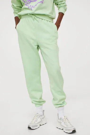 Nose se trenirke u bojama, a mi znamo gdje pronaći najbolje modele