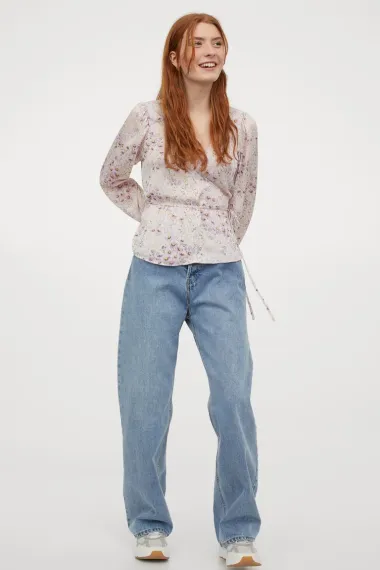 Cvjetne bluze unose dozu ženstvenosti u svaki outfit