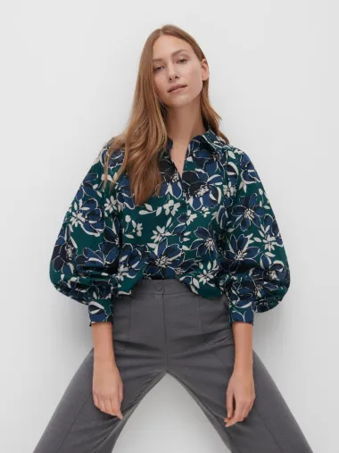 Cvjetne bluze unose dozu ženstvenosti u svaki outfit