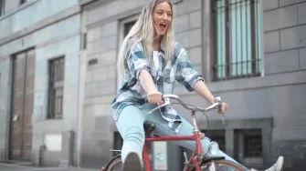 Znaš li koliko kalorija možeš sagorjeti vožnjom bicikla?