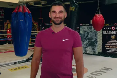 Vježbaj kod kuće s Ivanom: Trening trbušnih mišića
