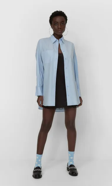 Oversized košulje su 'must have' komad za toplije dane