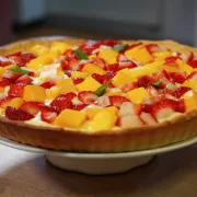Nauči kako napraviti savršen tart od jagoda i manga