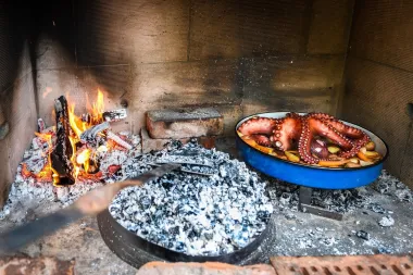 Želi li prirediti pravu gozbu, pripremi hobotnicu ispod peke