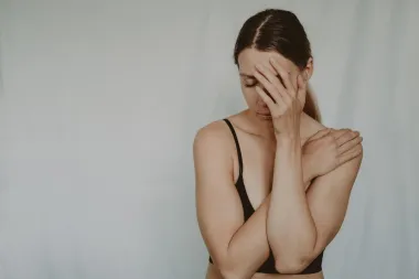 Rana i prijevremena menopauza: Znakovi, simptomi i što očekivati