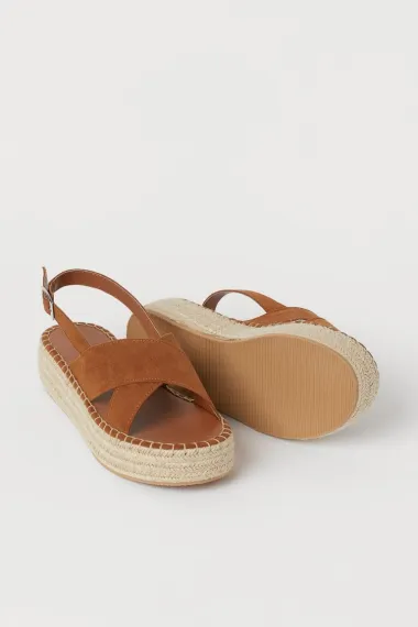 Stigle su prve espadrile. Ovi su nas modeli oduševili
