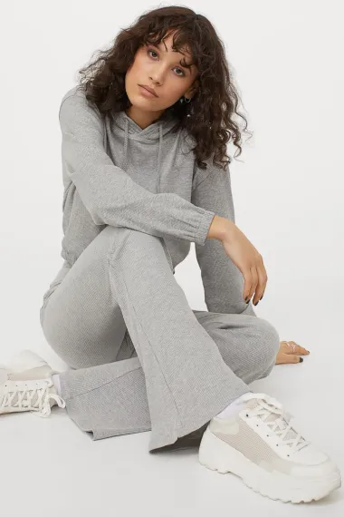 Oduševila nas je H&M kolekcija loungewear kompleta za toplije dane