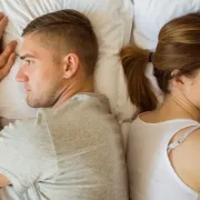 Misliš da te partner vara? Ovih osam znakova ukazuje na to