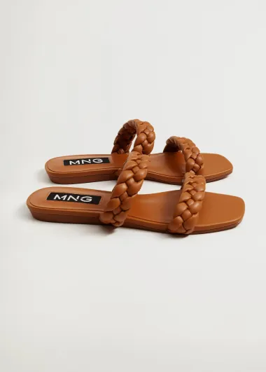 Pletene sandale - elegantni modni hit za toplije dane