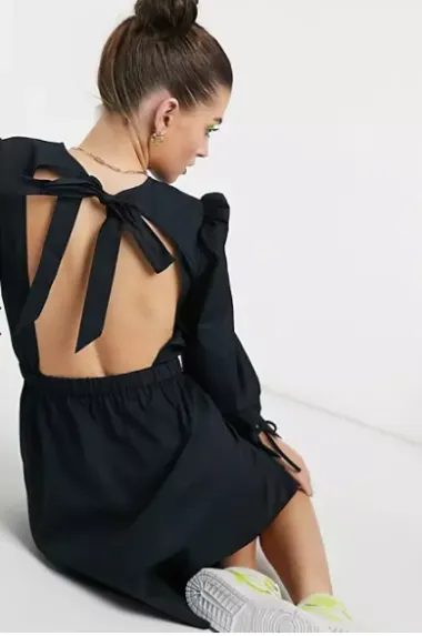 Volimo otvorena leđa, a ovo su naši high street favoriti