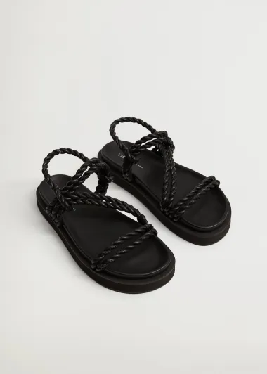Od jednostavnih do sportskih modela: Mango ima super sandale za ljeto