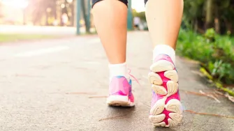 Koliko kalorija možeš sagorjeti hodanjem? Provjeri potrošnju prema svojoj težini