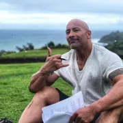 Dwayne Johnson The Rock je faca na ekranu, ali i u stvarnom životu