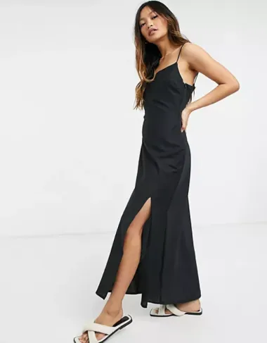 Asos ima sniženje do 50%, a ove komade želimo 'uloviti'