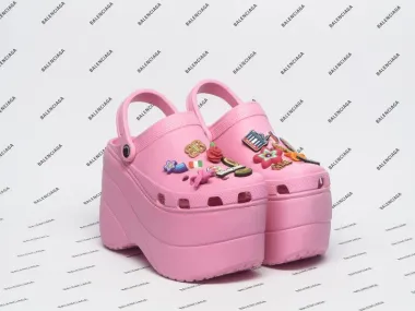Balenciaga i Crocs imaju novu suradnju: Jesu li najružnije ili najljepše cipele ikad?