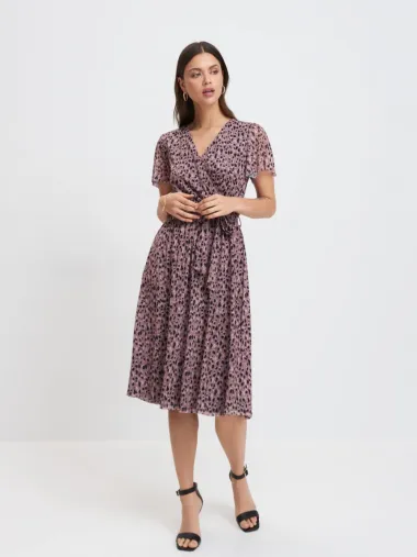 Nose se leopard haljine. Pronašle smo 10 upečatljivih modela