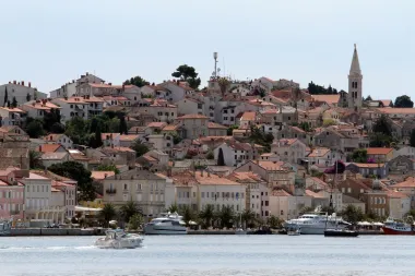 Ovog ljeta posjeti kvarnerske otoke, bisere Jadrana koji skrivaju čuda prirode