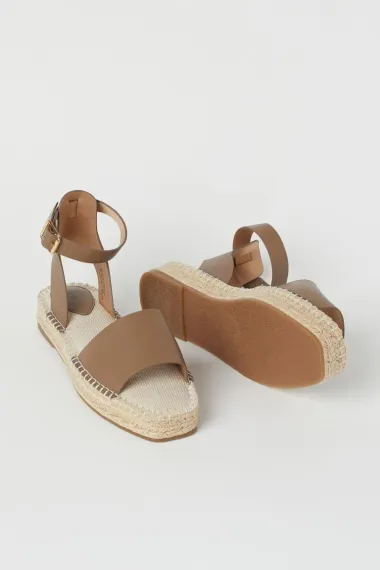 Espadrile su 'in', a mi imamo 10 preslatkih high street favorita