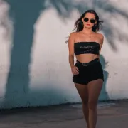 Crop topovi su ljetni 'must have': Evo naših high street favorita