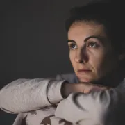Često se budiš tijekom noći? Ovo su glavni uzroci neredovitog sna