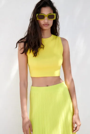 Crop topovi su ljetni 'must have': Evo naših high street favorita