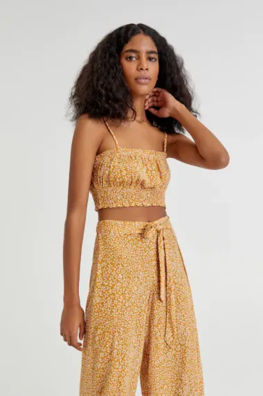 Crop topovi su ljetni 'must have': Evo naših high street favorita