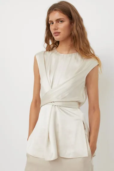 H&M komadi koji potvrđuju da je bijela boja savršen izbor za ljeto