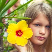 Hibiskus - cvijet koji traje jedan dan, a pamtiš ga još dugo