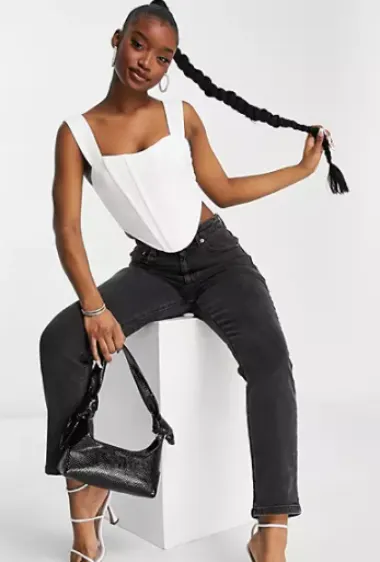 Top za tip top ljetni outfit! Ovo je naš izbor super modela