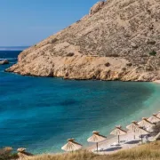 Najljepše skrivene plaže na otoku Krku koje želimo posjetiti