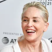Sharon Stone navodno ljubi 38 godina mlađeg repera, no nije jedina koja voli mlađe