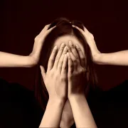 Kada je glavobolja upozorenje? 7 simptoma na koje treba paziti