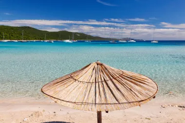 Dugi otok krije pješčanu plažu koju mnogi nazivaju najljepšom na Jadranu