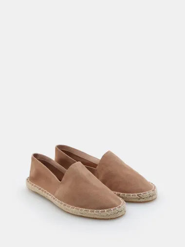 Espadrile su omiljena ljetna obuća. Ovo su najbolji modeli sa sniženja