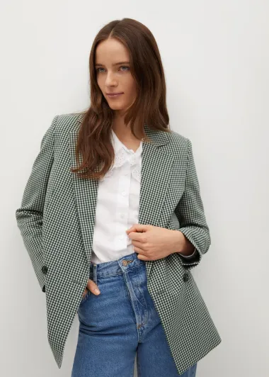 Sakoi na sniženju: 12 trendi modela koje ćeš moći nositi i najesen