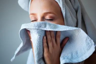 7 nesvjesnih navika koje mogu isušiti tvoju kožu