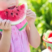 Nutricionistkinja slavnih faca otkriva kako pravilno jesti voće