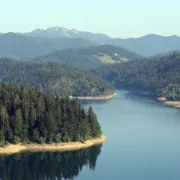 Lokvarsko jezero - biser Gorskog kotara koji moraš posjetiti