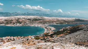 Pag skriva neke od najljepših plaža, ali i prirodne fenomene