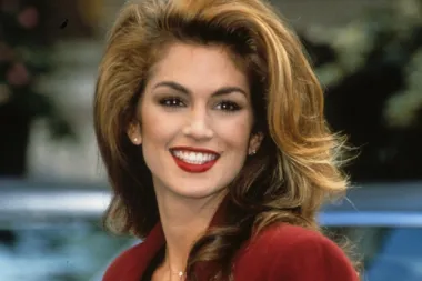 Novi-stari hit: Frizura iz 90-ih kakvu je nosila Cindy Crawford