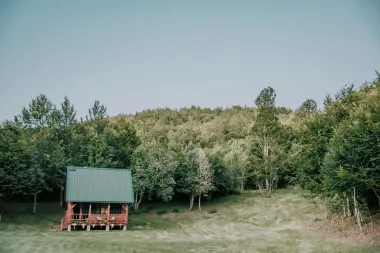 Vikend u prirodi? Ova predivna koliba ti može biti odredište