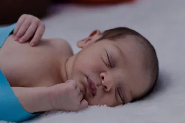 'Cry it out' metoda: Je li u redu pustiti bebu da neko vrijeme plače?