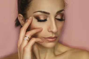 90-e se vraćaju i u make up svijet,  a evo koji ćeš još trendovi vladati