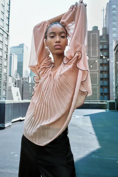 Romantične jesenske bluze u top 12 high street modela