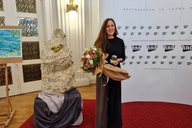 Ana Trcol dobitnica je vrijedne nagrade 'Velebitska degenija'