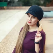 Ove jeseni komadi u boji šljive pravi su modni hit