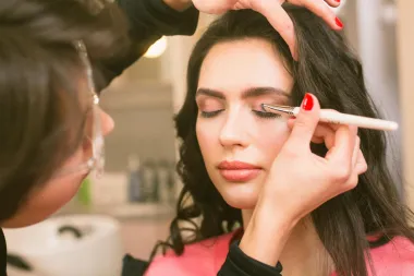 Beauty trendovi iz 90-ih koji se ove jeseni vraćaju na velika vrata