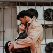Suptilni znakovi da si upravo ti žena njegovog života