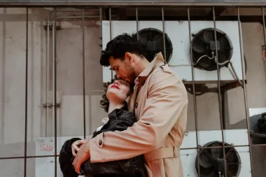 Suptilni znakovi da si upravo ti žena njegovog života